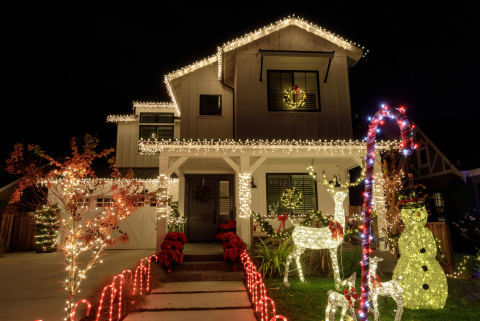 Carefully Deck the Halls