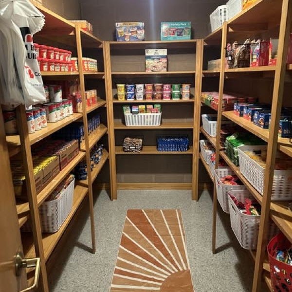 Trojan Market Food Pantry